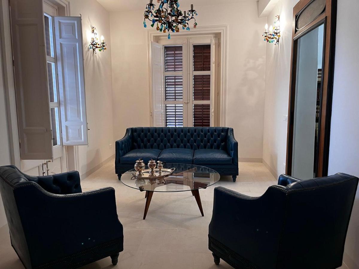 Palazzo Triolo - Dimora Di Charme Bed & Breakfast กอร์เลโอเน ภายนอก รูปภาพ